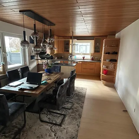 Dom wakacyjny M Voll Moebliert *