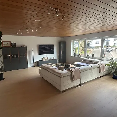 Dom wakacyjny M Voll Moebliert